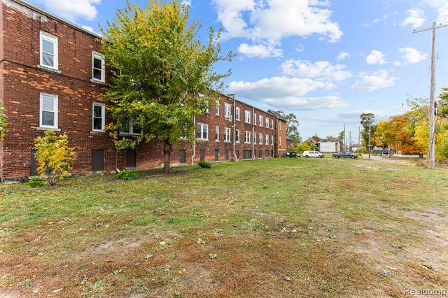 3550 Montclair Street, Detroit, MI 48214