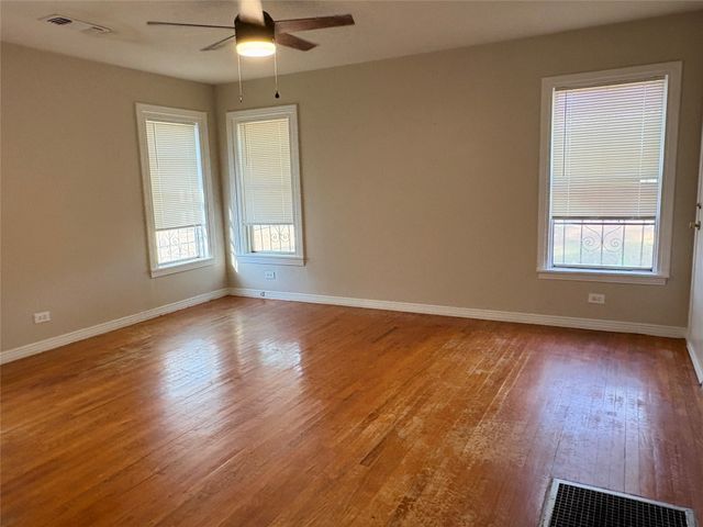705 N Derby Street, Denison, TX 75020