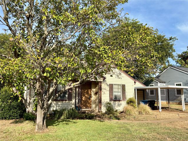 705 N Derby Street, Denison, TX 75020