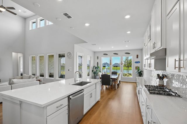 1796 Tanner Brook Lane, Friendswood, TX 77546