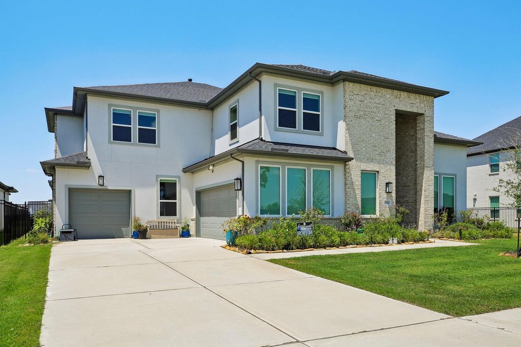 1796 Tanner Brook Lane, Friendswood, TX 77546
