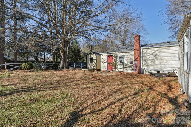 2800 Pennsylvania Avenue, Kannapolis, NC 28083