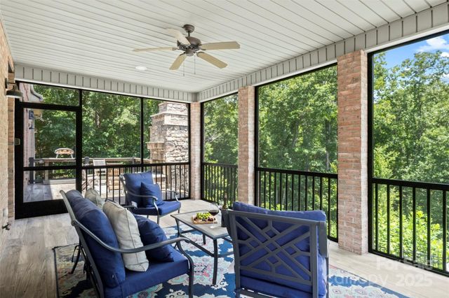 429 Hendon Row Way, Fort Mill, SC 29715