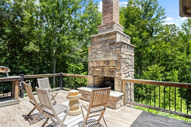 429 Hendon Row Way, Fort Mill, SC 29715