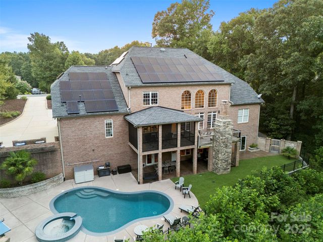 429 Hendon Row Way, Fort Mill, SC 29715