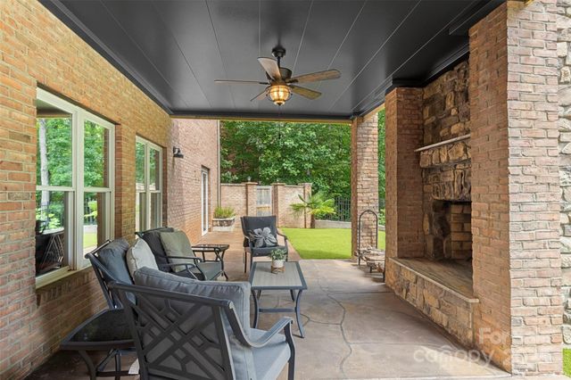 429 Hendon Row Way, Fort Mill, SC 29715