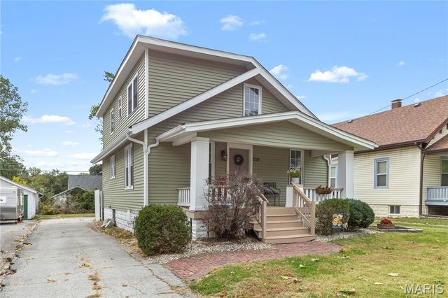 210 McKinley Avenue, Edwardsville, IL 62025