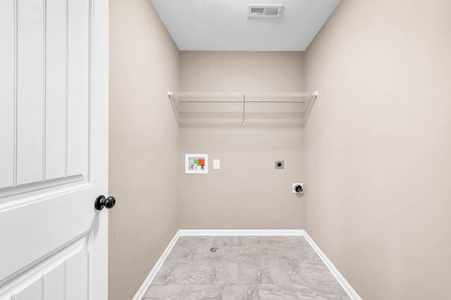 1525 Citadel Ct, Clarksville, TN 37042