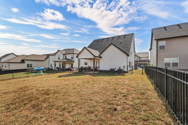 1525 Citadel Ct, Clarksville, TN 37042