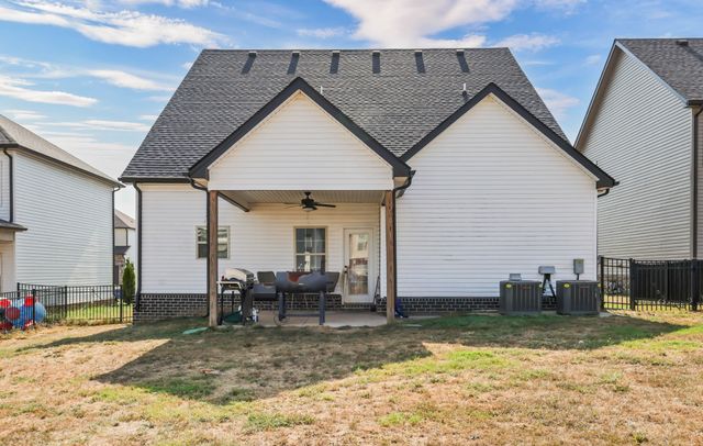 1525 Citadel Ct, Clarksville, TN 37042