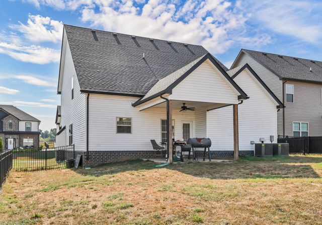 1525 Citadel Ct, Clarksville, TN 37042