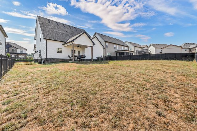 1525 Citadel Ct, Clarksville, TN 37042