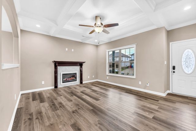 1525 Citadel Ct, Clarksville, TN 37042