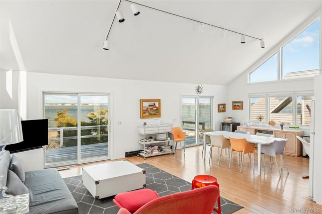 630 Dune Road, Westhampton, NY 11977