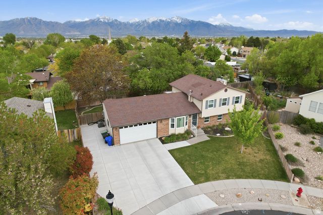 6669 S SEDONIA CT, West Jordan, UT 84081