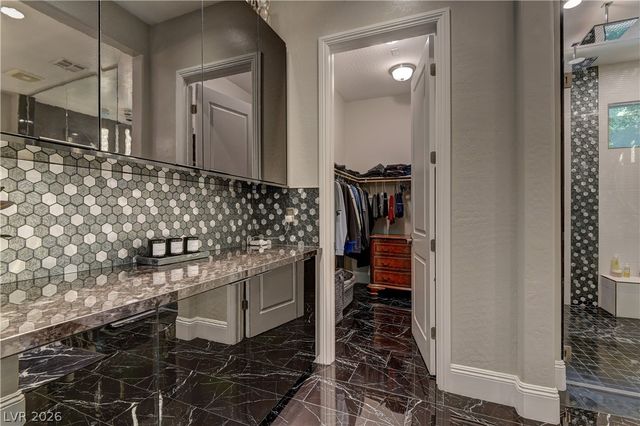 12439 Sky Bluff Court, Las Vegas, NV 89138