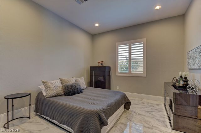 12439 Sky Bluff Court, Las Vegas, NV 89138
