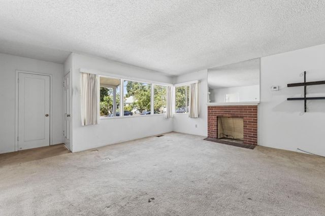 937 Mc Cue Avenue, San Carlos, CA 94070