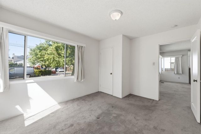 937 Mc Cue Avenue, San Carlos, CA 94070