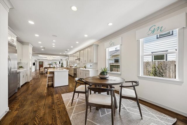 638 Heights Boulevard, Houston, TX 77007