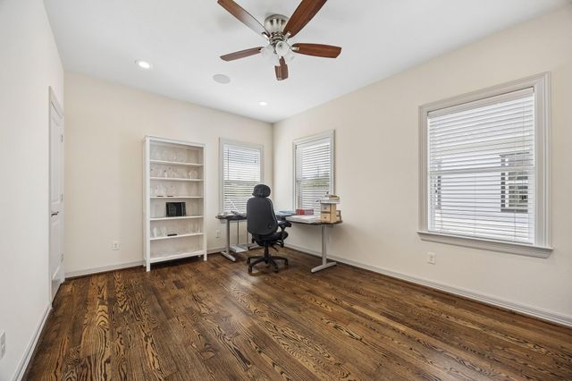 638 Heights Boulevard, Houston, TX 77007