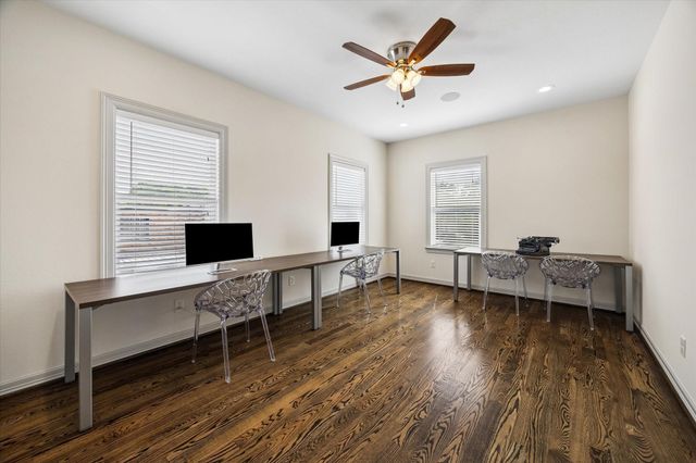 638 Heights Boulevard, Houston, TX 77007
