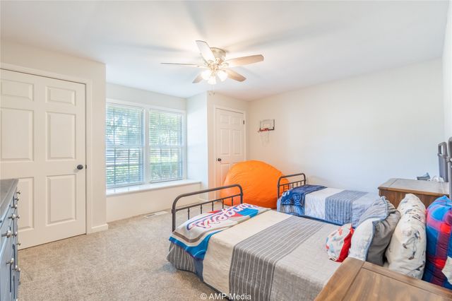 902 E Burnside Street, Rotan, TX 79546