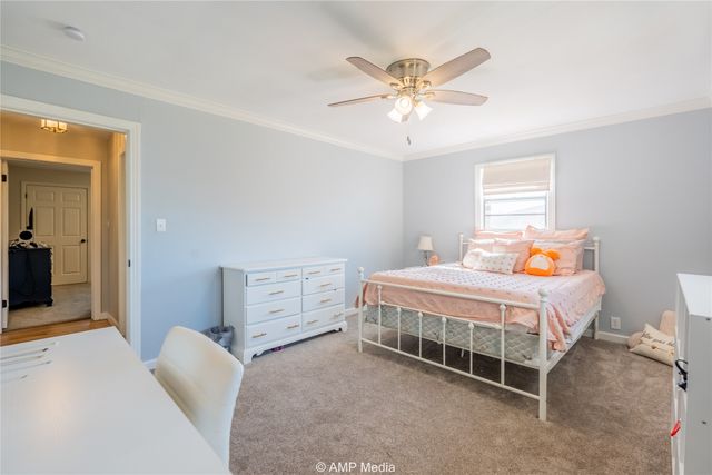 902 E Burnside Street, Rotan, TX 79546