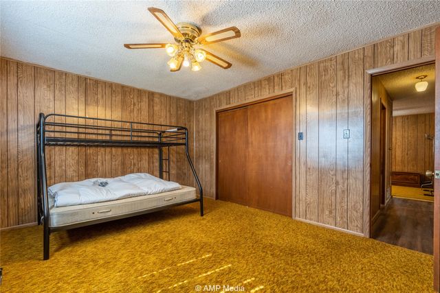 902 E Burnside Street, Rotan, TX 79546