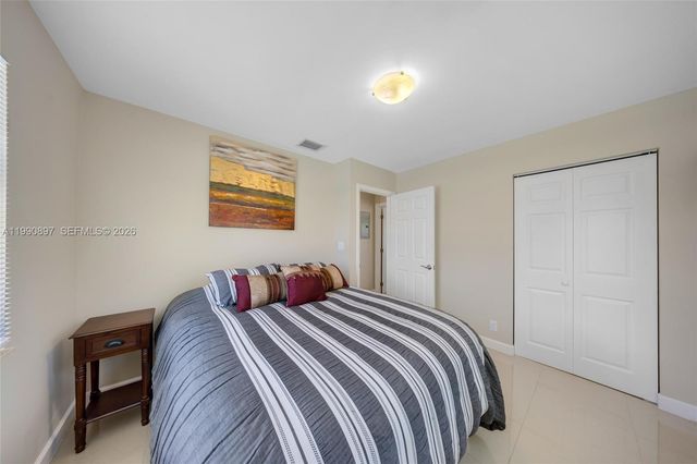 1460 NE 30th Court, Pompano Beach, FL 33064