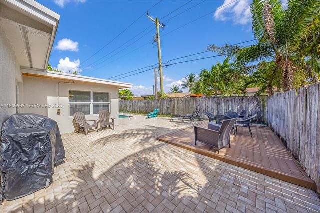 1460 NE 30th Court, Pompano Beach, FL 33064