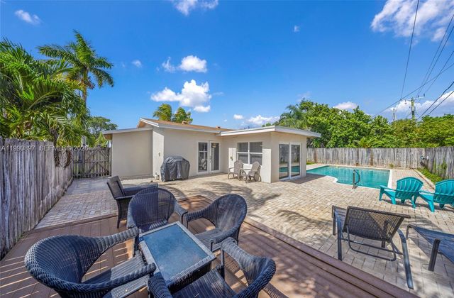 1460 NE 30th Court, Pompano Beach, FL 33064