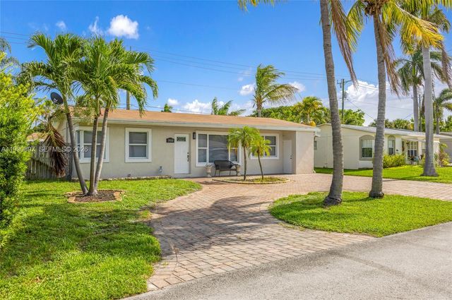 1460 NE 30th Court, Pompano Beach, FL 33064