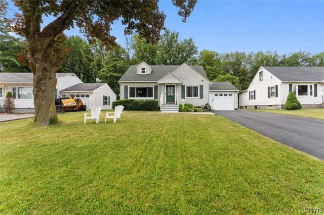 106 Oakley Drive, Cicero, NY 13212