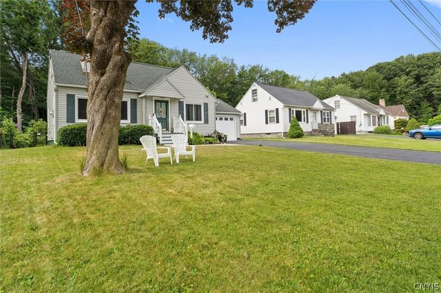 106 Oakley Drive, Cicero, NY 13212