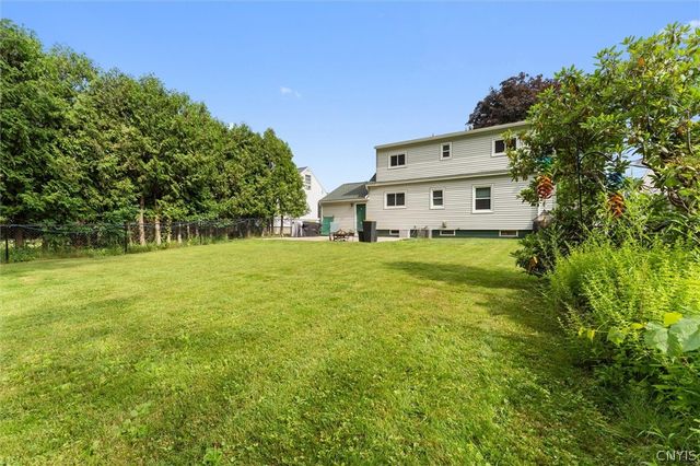 106 Oakley Drive, Cicero, NY 13212