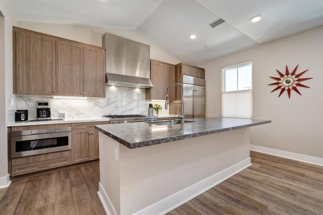 857 Home Ave, Carlsbad, CA 92008