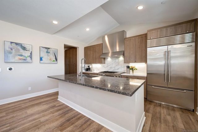857 Home Ave, Carlsbad, CA 92008