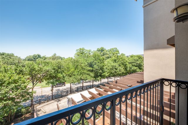 3102 Kings Road 1211, Dallas, TX 75219