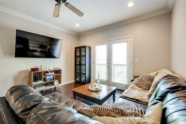 3102 Kings Road 1211, Dallas, TX 75219