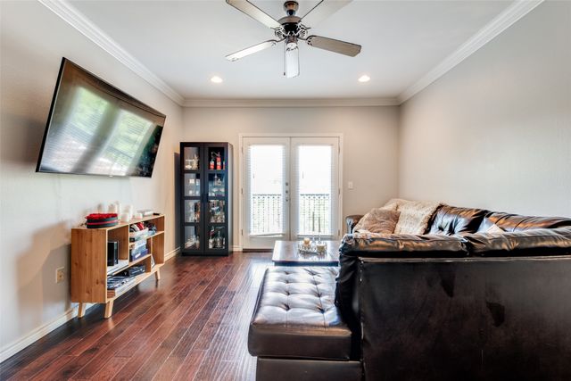 3102 Kings Road 1211, Dallas, TX 75219