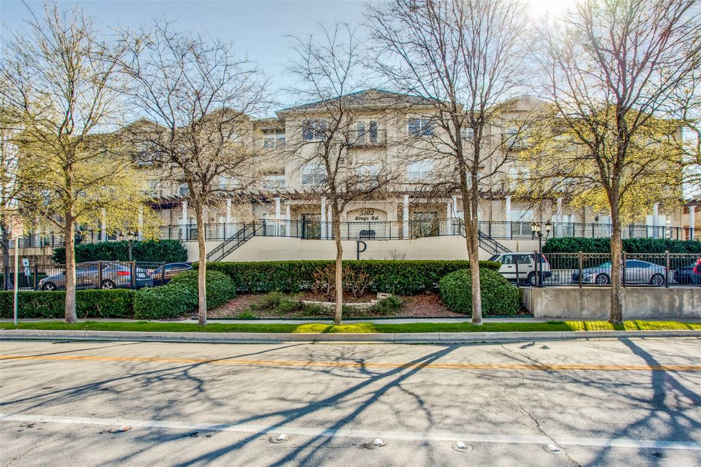 3102 Kings Road 1211, Dallas, TX 75219