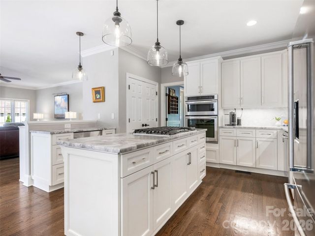 5833 Summerston Place, Charlotte, NC 28277