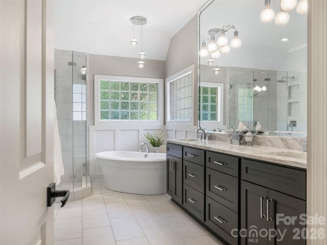 5833 Summerston Place, Charlotte, NC 28277