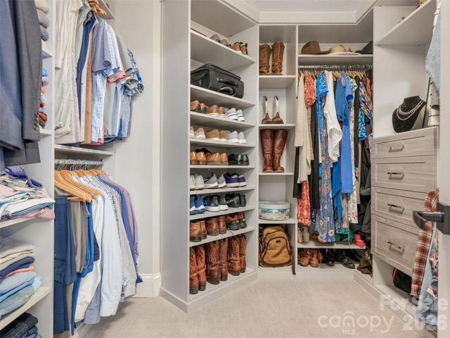 5833 Summerston Place, Charlotte, NC 28277