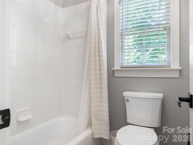 5833 Summerston Place, Charlotte, NC 28277
