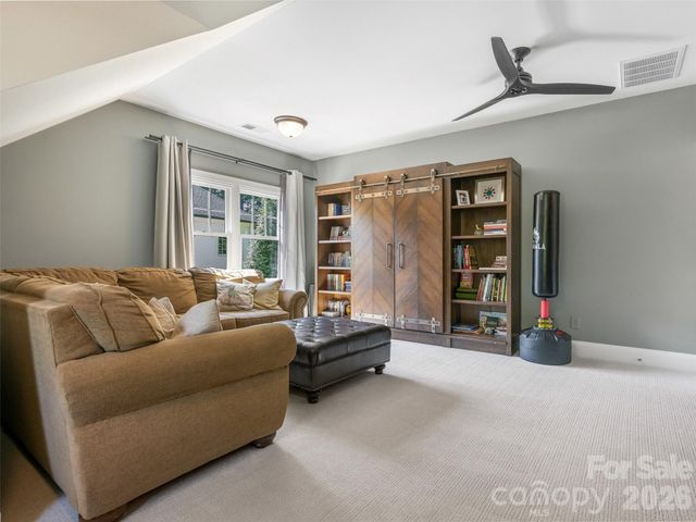 5833 Summerston Place, Charlotte, NC 28277