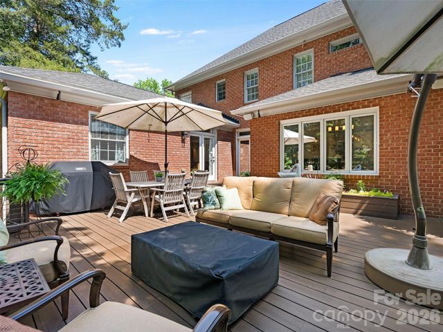 5833 Summerston Place, Charlotte, NC 28277