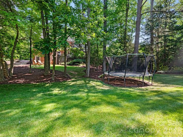 5833 Summerston Place, Charlotte, NC 28277