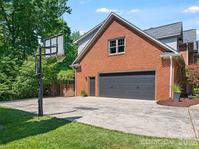 5833 Summerston Place, Charlotte, NC 28277